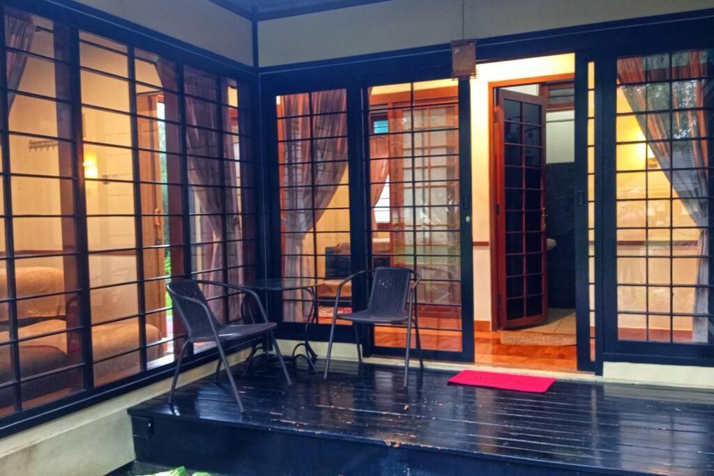 Designer Villa Tokyo Cianjur Luaran gambar
