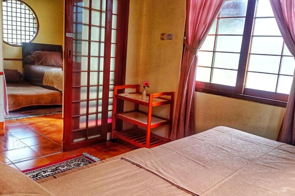 Designer Villa Tokyo Cianjur Luaran gambar